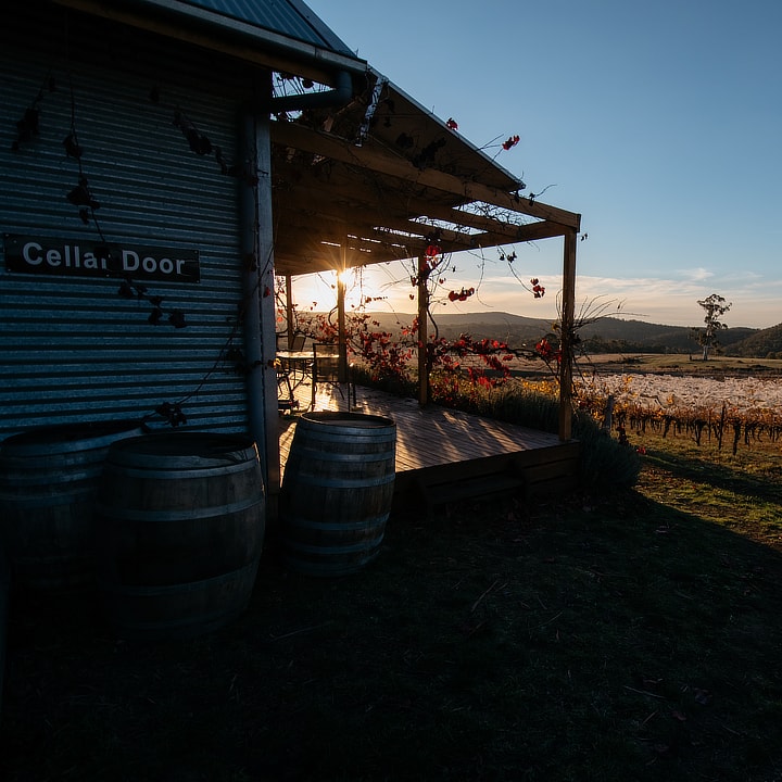 What is the difference between vineyard and winery Zig Zag Rd Wines